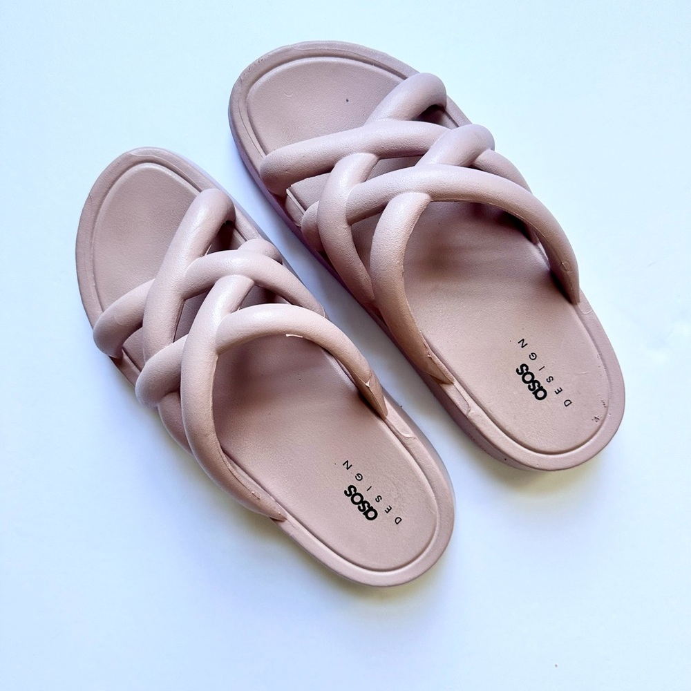 Women’s ASOS Pink Slide Sandals Size 7